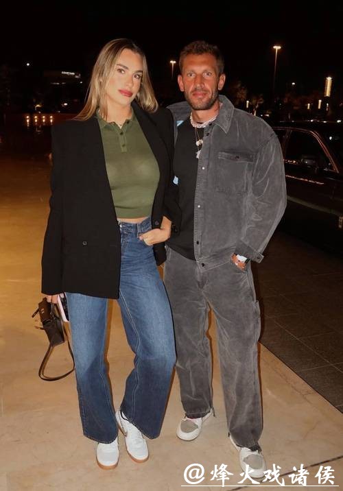 是真爱！网球世界第一颁奖现场“逼婚”，年赚两亿却甘愿为他被骂小三