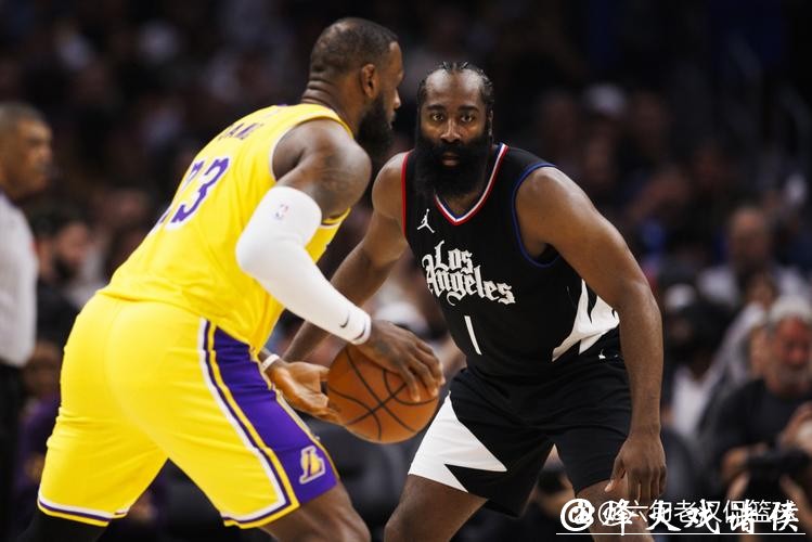 卡登合砍53分力压詹皇36分,快船击败湖人赢下洛城德比 卡登合砍53分力压詹皇36分,快船击败湖人赢下洛城德比